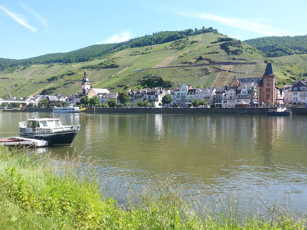 "Ferienhaus An Der Mosel" Zell an der Mosel Exteriör bild