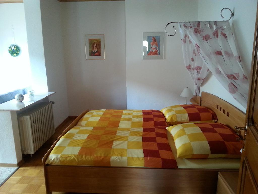 "Ferienhaus An Der Mosel" Zell an der Mosel Rum bild